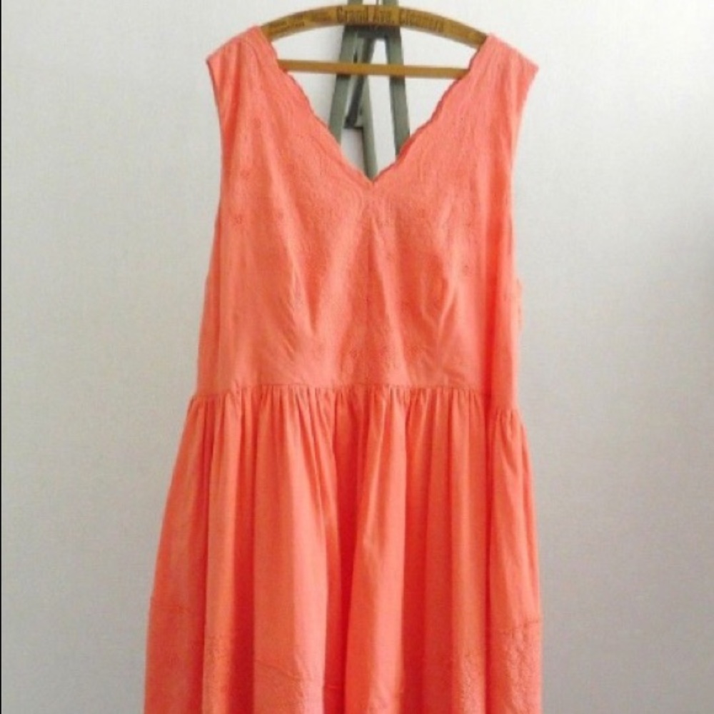 beautiful modcloth coral dress
